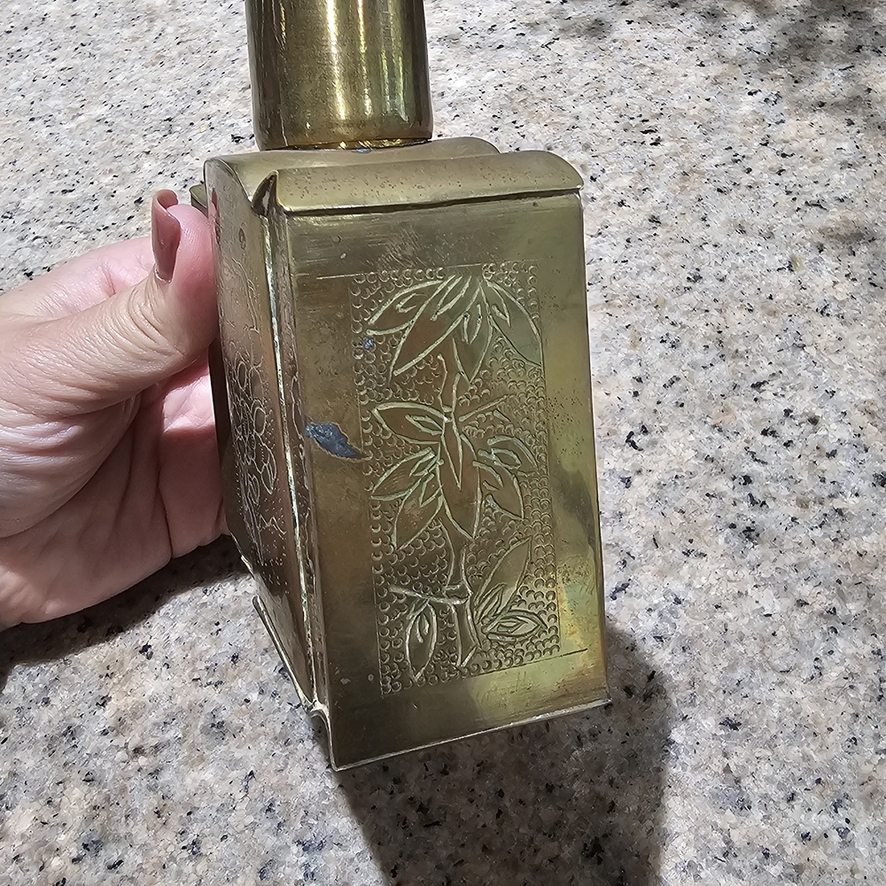 Gold Floral Engraved Perfume Bottle - Picture 5 of 9